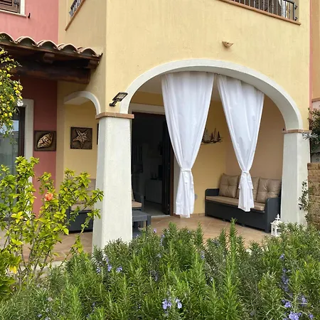 Vacation Casagora Ferienhaus