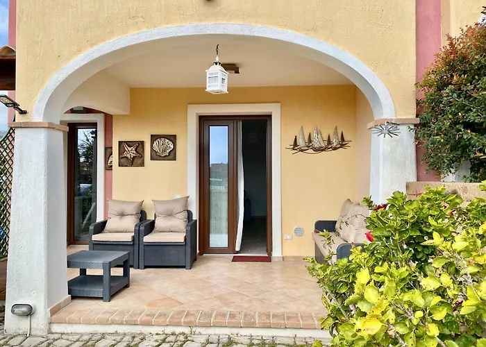 Vacation Casagora Ferienhaus